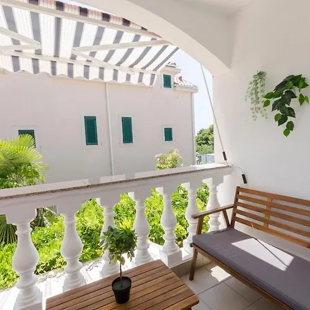 Teras De Vodice Lägenhet Exteriör bild